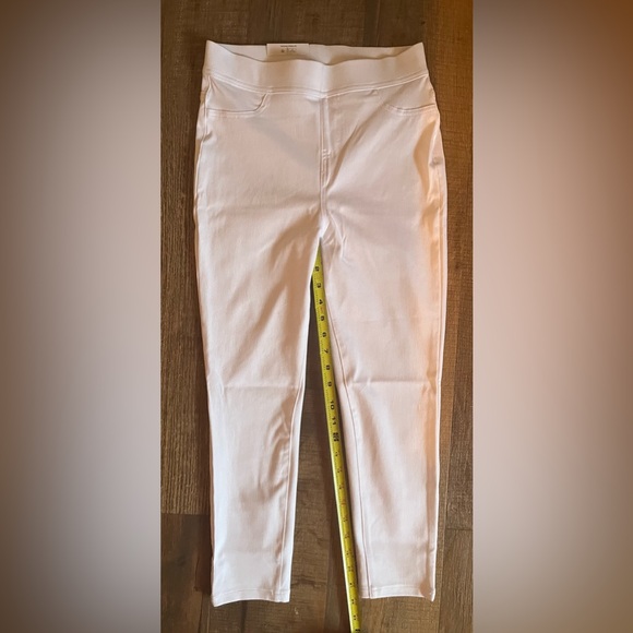 Time and Tru fitted stretch Capris Jeggings. NWT. Women’s Size XS (0-2) - Picture 3 of 8